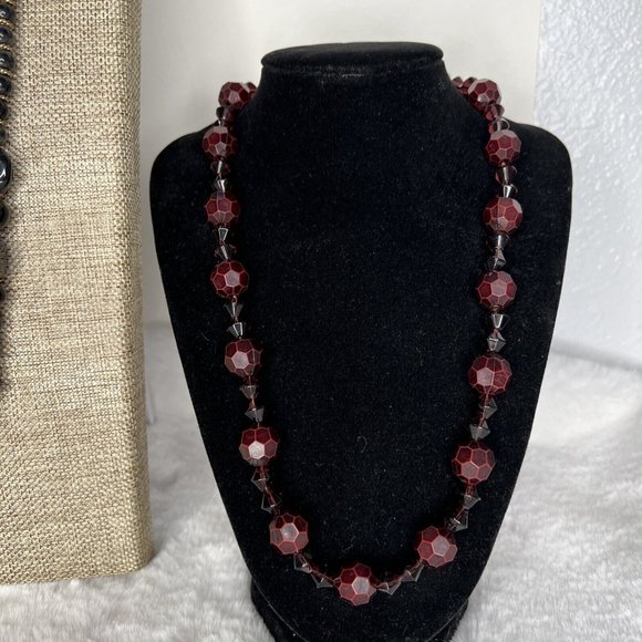 Lot of 3 Vintage Necklaces  Beaded Jewelry - Picture 3 of 16